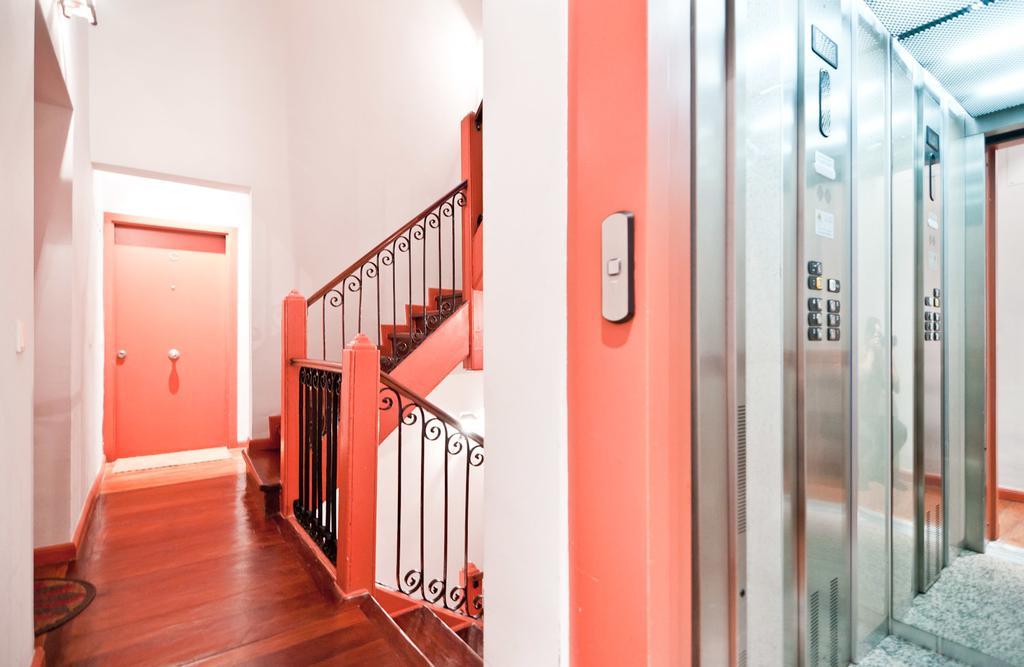 Apartamentos Puerta Del Sol I Madrid Ruang foto