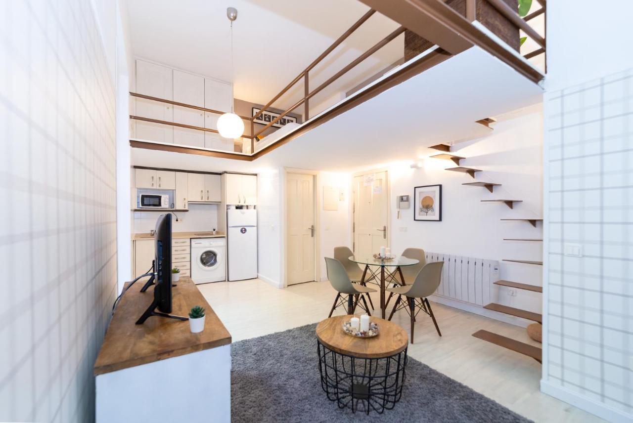 Apartamentos Puerta Del Sol I Madrid Bagian luar foto