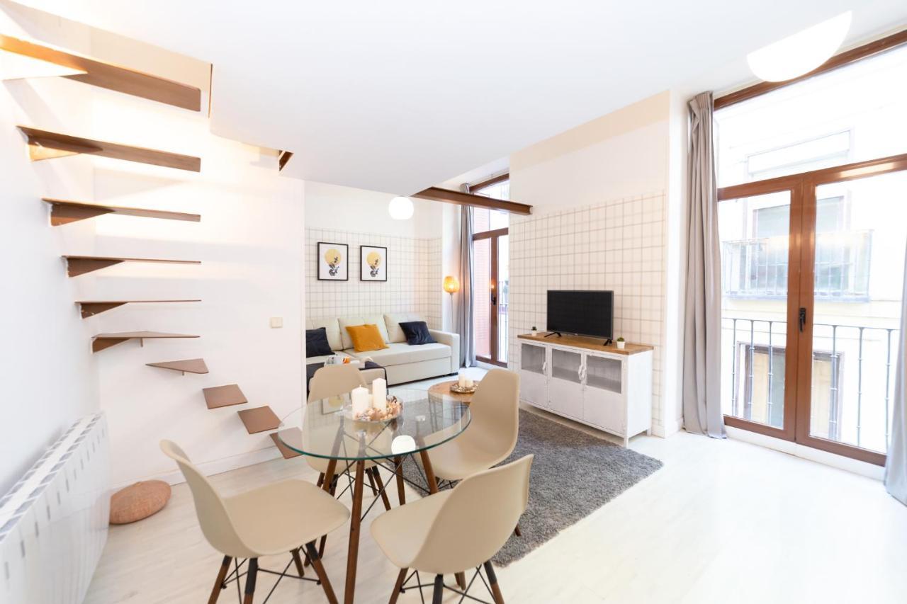 Apartamentos Puerta Del Sol I Madrid Bagian luar foto