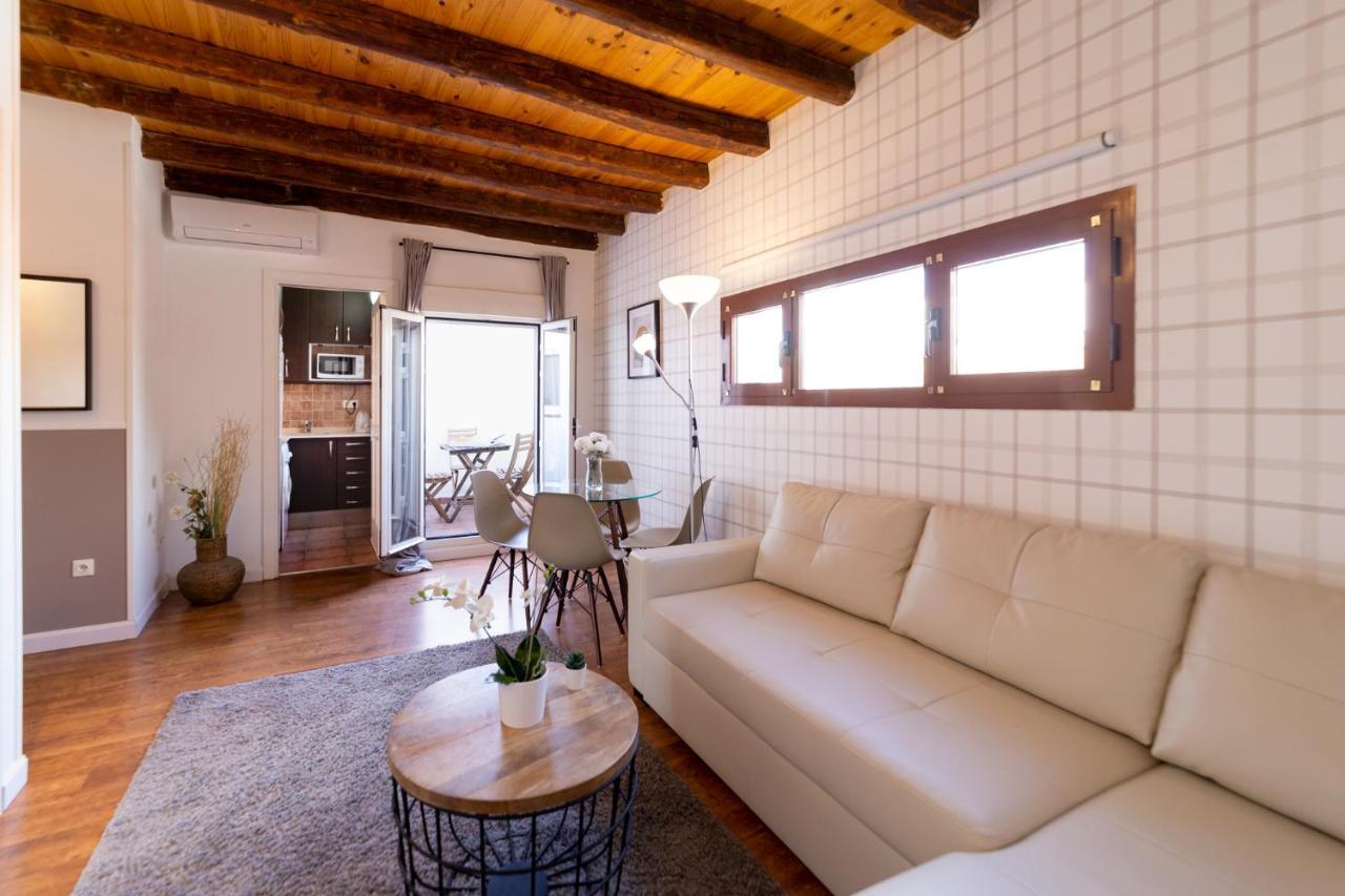 Apartamentos Puerta Del Sol I Madrid Bagian luar foto