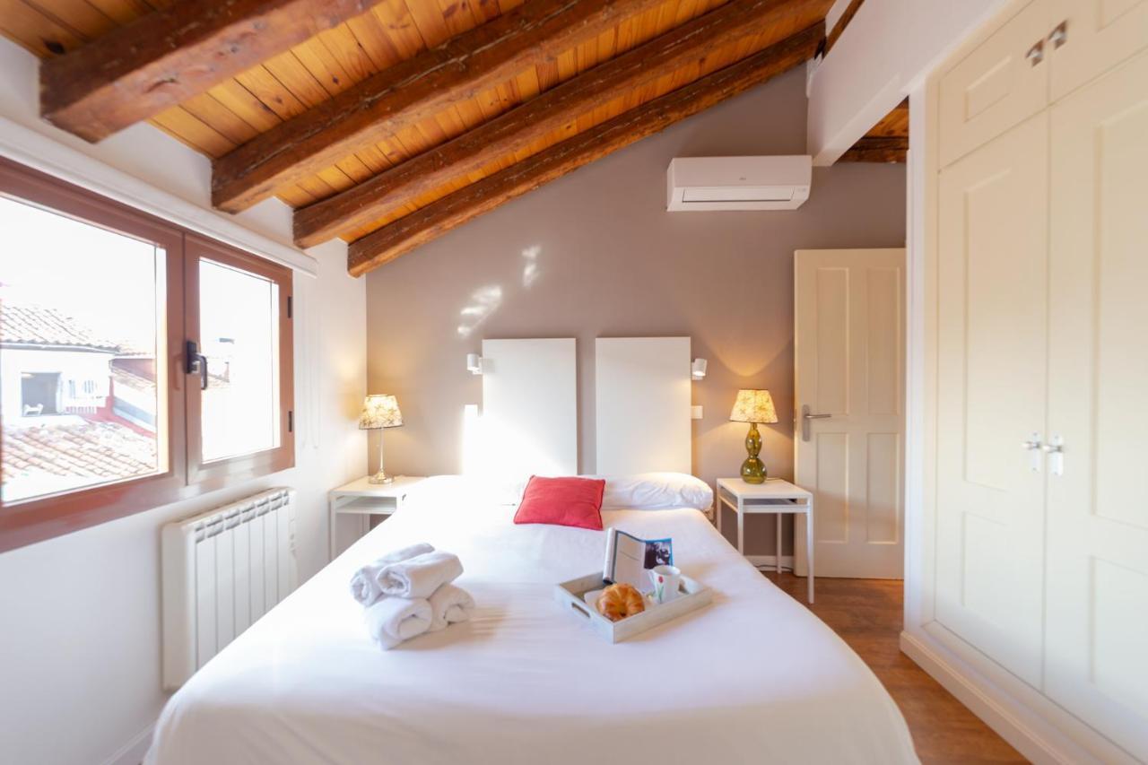 Apartamentos Puerta Del Sol I Madrid Bagian luar foto