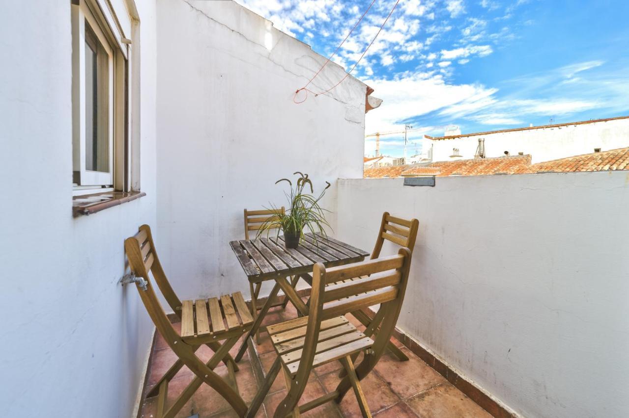 Apartamentos Puerta Del Sol I Madrid Bagian luar foto
