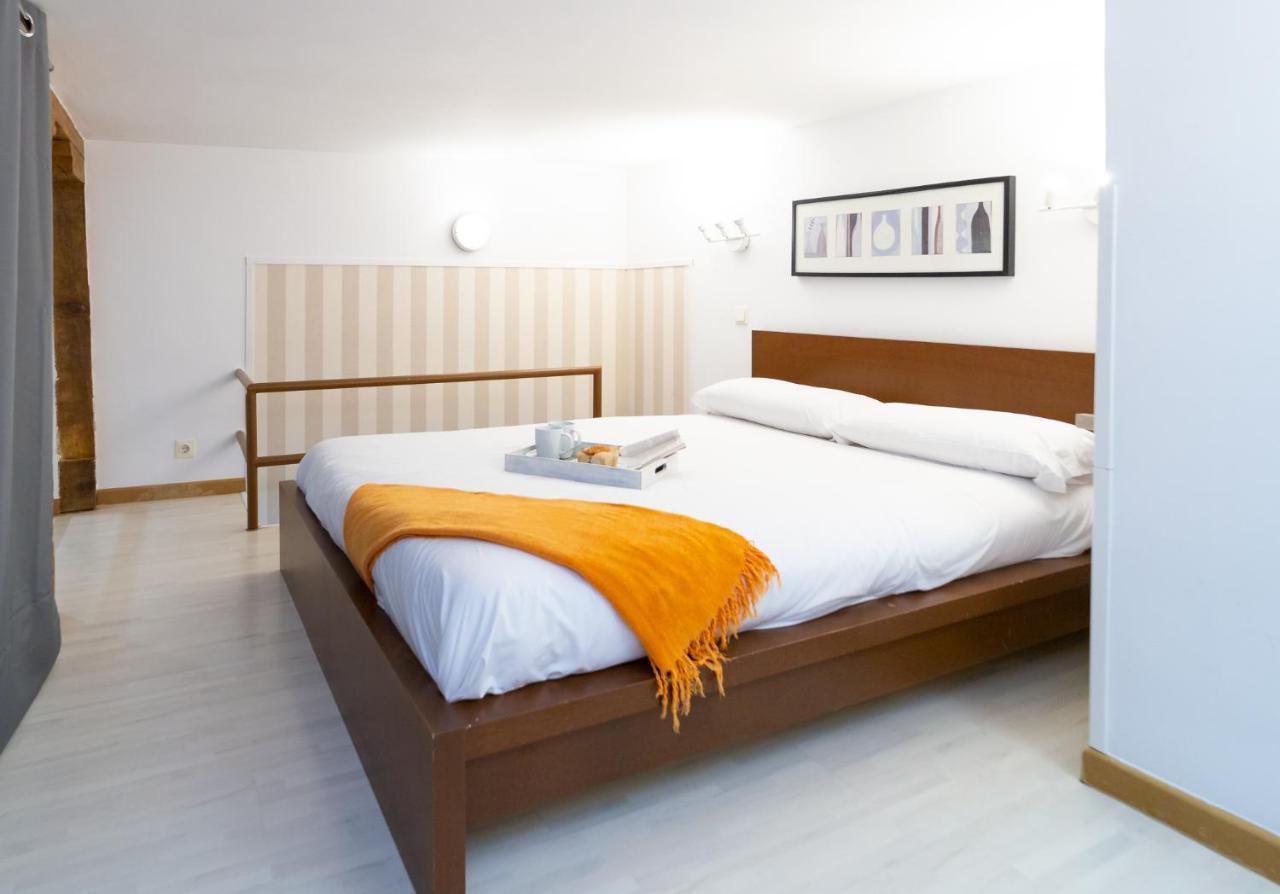 Apartamentos Puerta Del Sol I Madrid Bagian luar foto