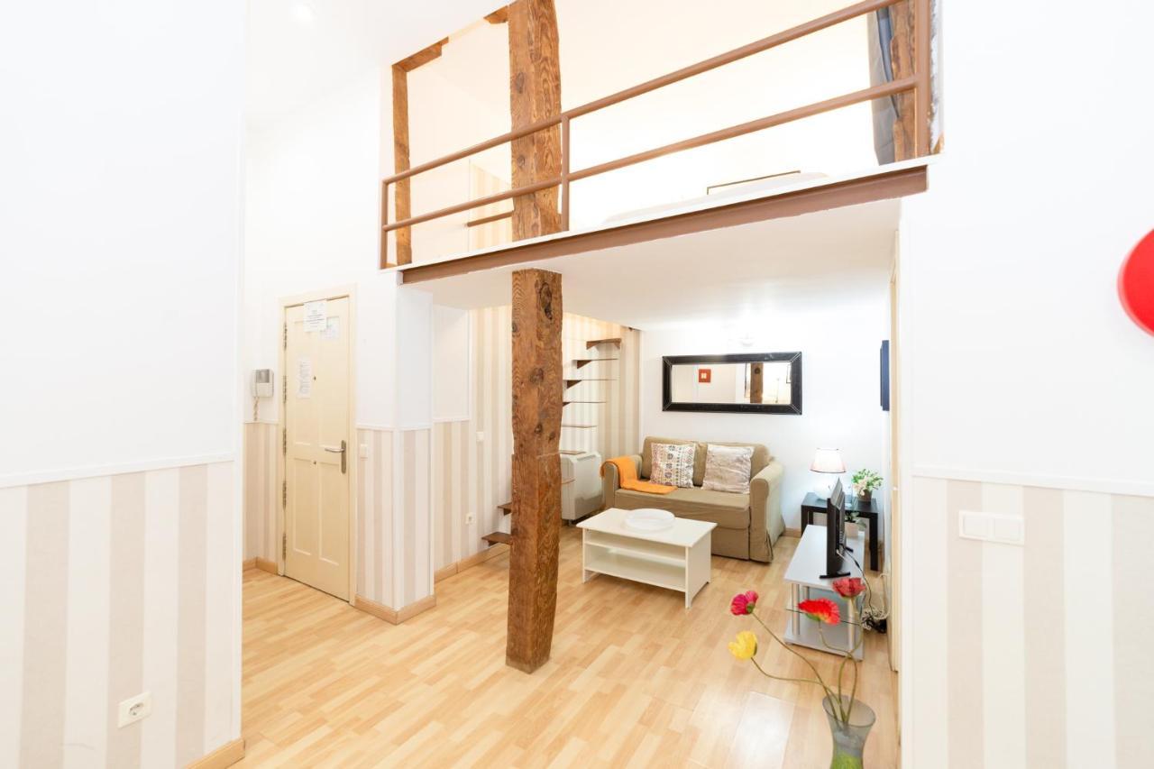 Apartamentos Puerta Del Sol I Madrid Bagian luar foto
